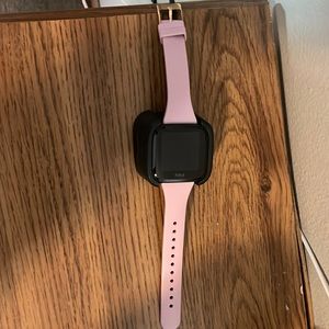 Fitbit Versa watch and accessories